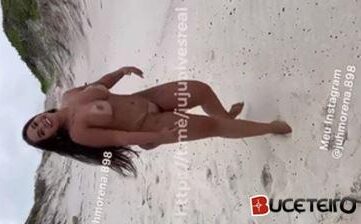 Videos Juju Alves peladona na praia andando