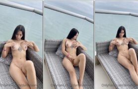 Daniela Antury arrasando com seus vídeos sensuais no onlyfans