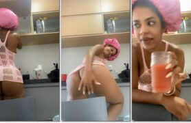 Nega Barbie, a gata sensual, exibe sua bucetinha na cozinha de casa